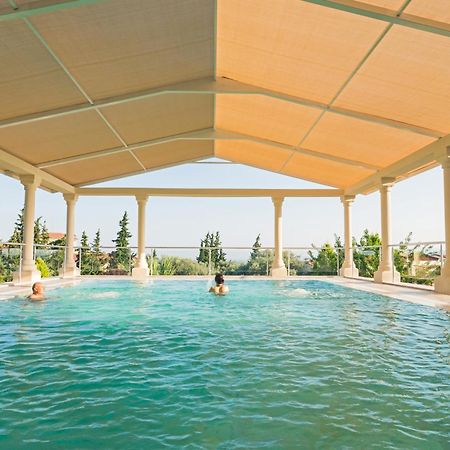 Naturmed Thermal Springs And Health Center 쿠사다시 외부 사진